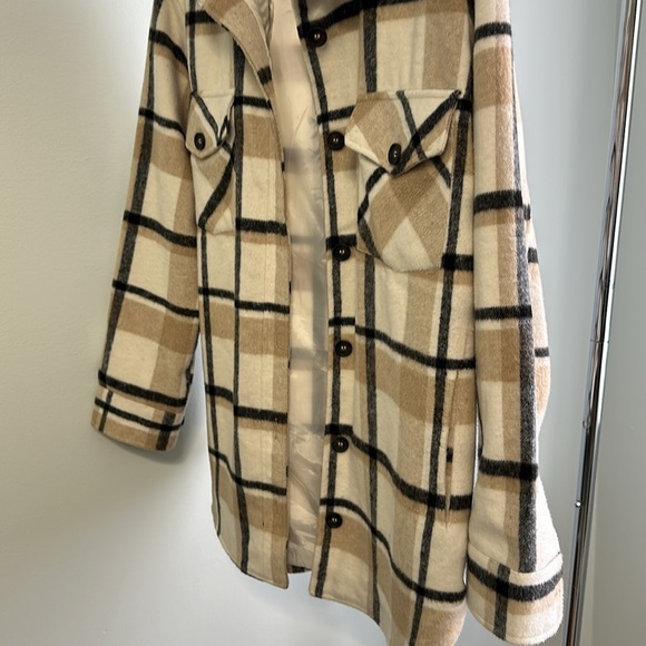 Thread Supply Shacket - Picture 2 of 8